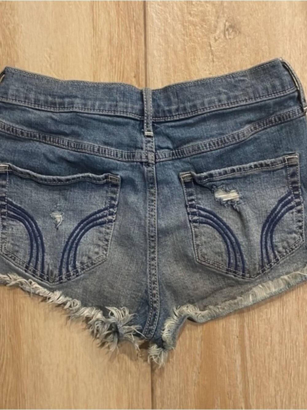 High Rise Aztec design Short Shorts - Picture 3 of 3